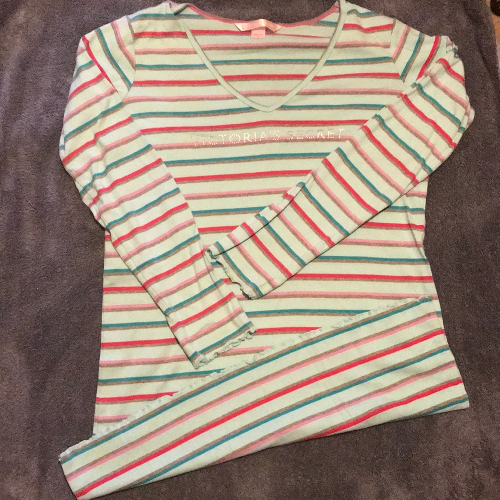 Victoria’s sleep shirt